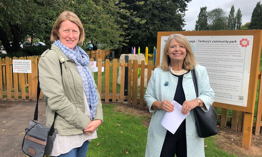 Malvern Hills District Council leader Sarah Rouse and Harriett Baldwin MP