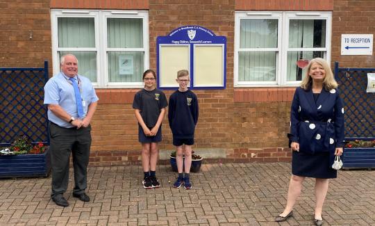 Harriett Baldwin MP visits Broadheath Primary School