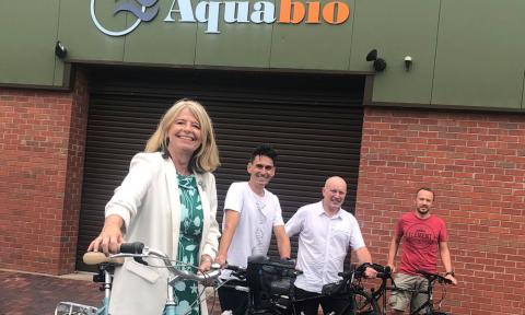 Harriett Baldwin MP with Aquabio’s Danny Brothwell, Terry McCarthy and Phil Donohue.