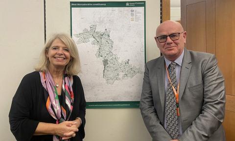 Dame Harriett Baldwin MP with the British Dental Association’s Eddie Crouch.